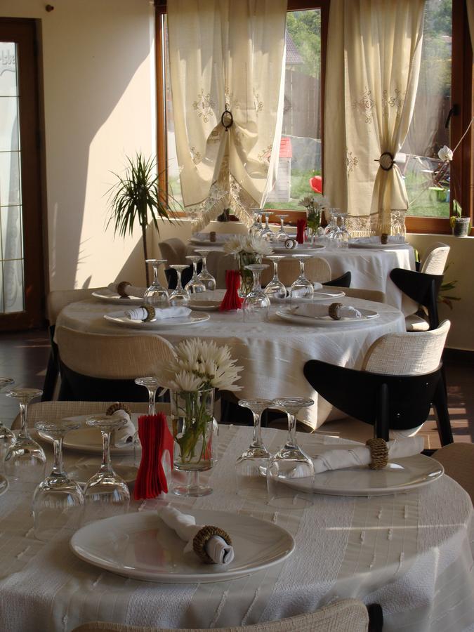 יאשי Pensiunea Taverna Bucium מראה חיצוני תמונה