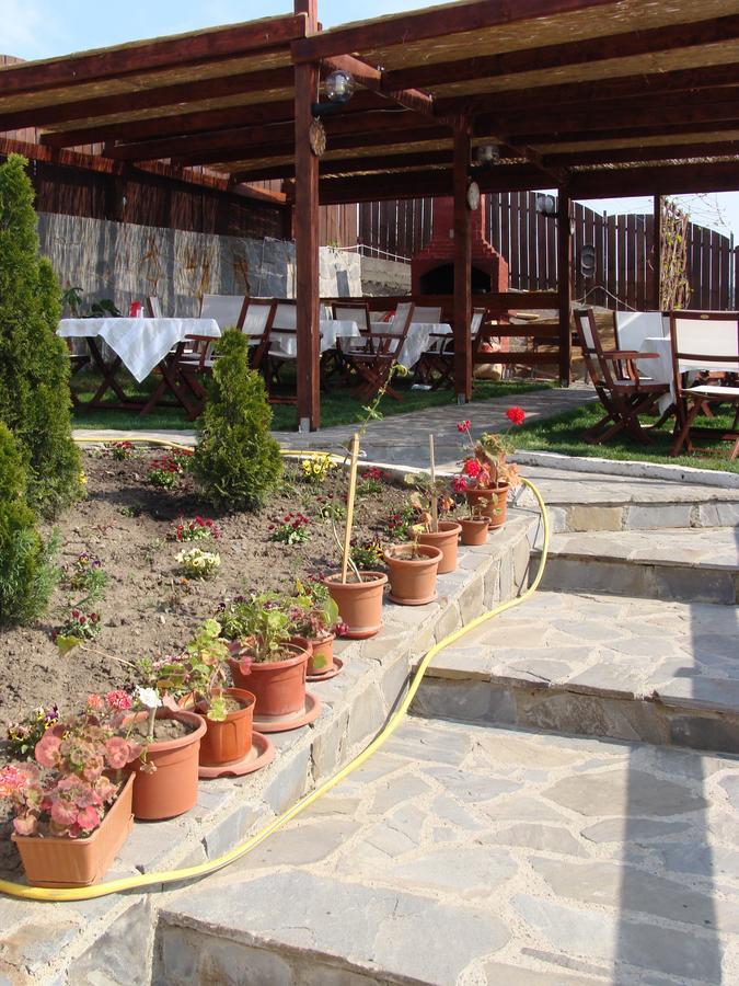 יאשי Pensiunea Taverna Bucium מראה חיצוני תמונה