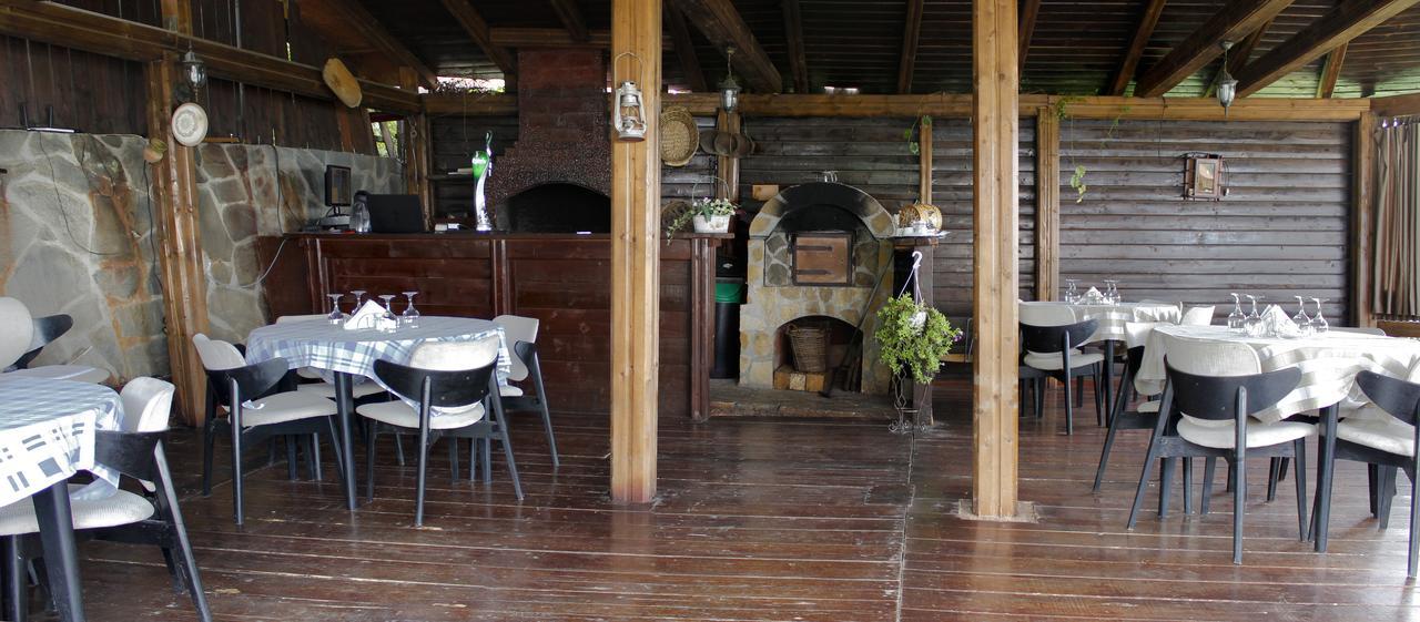 יאשי Pensiunea Taverna Bucium מראה חיצוני תמונה