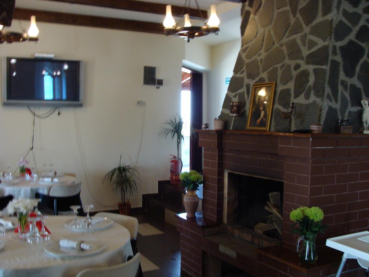 יאשי Pensiunea Taverna Bucium מראה חיצוני תמונה