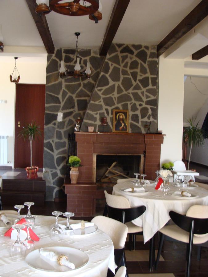 יאשי Pensiunea Taverna Bucium מראה חיצוני תמונה